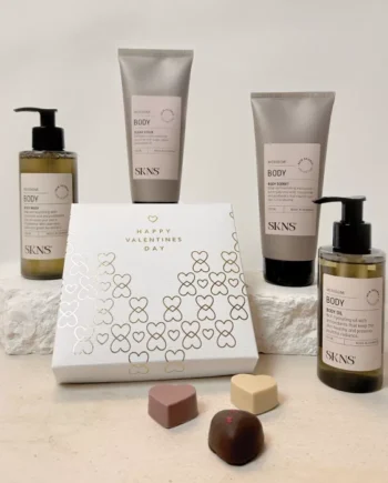 Valentine Surprise - Skns Welovebeauty